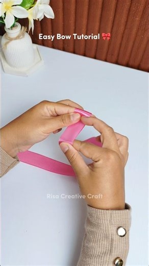 How to make easy bow | Easy bow tutorial 🎀