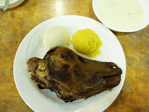 Svið - traditional Icelandic singed sheep head