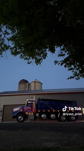 Exploring the Kenworth T800 and Other Kenworth Models