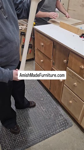 @amishbuiltcabins_com on Instagram: "Call 812-595-4033 👍 📞 📲 #amishbuilt #amishcraftsmanship #amishmade #amishbuiltcabins #amishcabin #amishhomes #amishmadefurniture #amishmadegoods #logcabins #logcabinlife #cabinliving #cabinvibes #cabinlove #rusticcabins #mountaincabins #cabinstyle #offgridcabin #cabindreams #handcraftedhomes #madeinamerica #builtbyamish #americanmade #countryliving #backtonature #simpleliving"