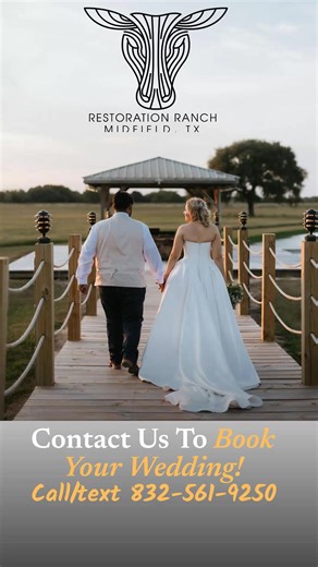 Planning a rustic wedding on a budget? 🌾✨ Here are some tips to make your dream day affordable! 1. **Choose a Natural Venue**: Opt for barns or open fields to save on decorations—nature is beautiful as it is! 2. **DIY Decor**: Get crafty with handmade centerpieces using mason jars and wildflowers. 3. **Seasonal Menu**: Select local, in-season ingredients for your catering to cut costs without sacrificing flavor. 4. **Limit Guest List**: An intimate gathering can reduce expenses while creating a