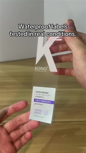 We test labels the same way they are used in real life. Water, friction and daily handling — durability matters. Labels shown here are produced for packaging applications requiring moisture resistance. 📦 Label manufacturing factory 🌍 OEM & custom projects welcome