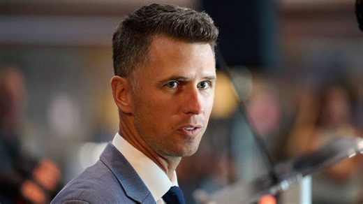 Giants' Buster Posey weighs in on Yoshinobu Yamamoto-Madison Bumgarner World Series debate