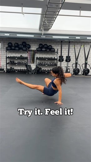 nina | Tag someone who should see these flows 🔥 Combining body awareness, mobility, and strength is one thing I love about moving through flows... | Instagram