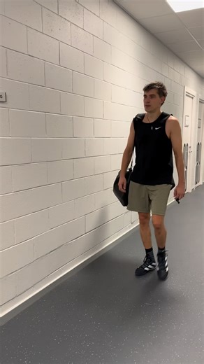 Visi ceļi ved uz LNK Boxing! 🥊 Mēs tevi gaidām! 🤗 Ar nodarbību grafiku vari iepazīties mūsu mājaslapā 👉 www.lnkboxing.lv 📍Centrs, Rimi Olimpiskais centrs, Grostonas iela 6B 📞 26668668 📍Imanta, Jūrmalas gatve 78D (Volvo sporta centrs) 📞 20629999 📍Mežciems, Mežciema iela 25 📞 23222727 #lnkboxing #boxing #bokss #boxingriga #bokss #boksanodarbības #nodarbības #nodarbībasrīga #rīga #rīgā | LNK Boxing