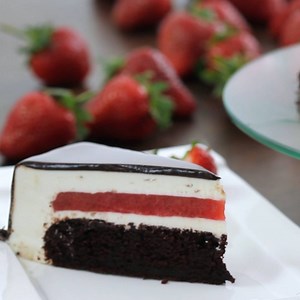 31K views · 1.1K reactions | This cake looks really impressive and tastes absolutely amazing ! Full recipe: https://bit.ly/2OC3IxC | Home Cooking Adventure | Facebook