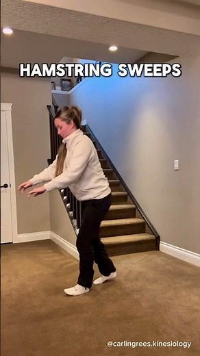 Hamstring sweeps - Carling Rees Kinesiology #hamstringflexibility #hamstringstretches #painrelief