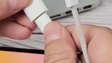 苹果iPhone15手机，需要连接电脑互导数据，需要用到数据线