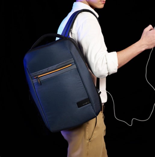 ¡Lleva todo lo que necesitas con la mochila Litepoint de Samsonite! Diseño moderno, materiales de alta calidad y gran capacidad. Perfecta para tu notebook y tus objetos importantes. ¿Qué esperas? #Litepoint #Business #SamsoniteLatinoamerica | Samsonite