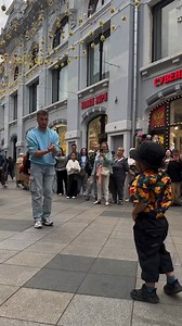 8.8K views · 53 reactions | A 4-year-old boy surprised an acrobat | Huyen LA | Facebook