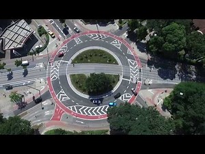 Zeitraffer: Kreisverkehr Stern nach dem Umbau
