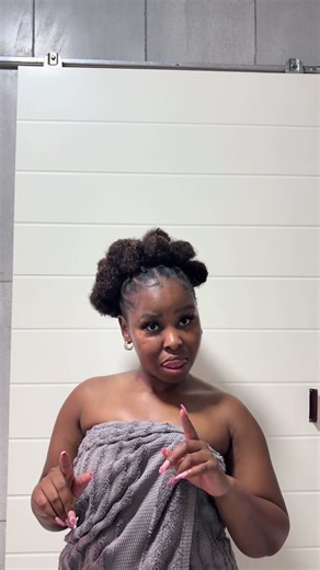 How to Use Tiyani Angella Styling Gel: A Tutorial