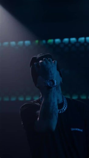 C.R.O - Jumping: Explore the Energy and Vibe