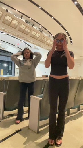 Escaping the Class Obby Challenge!