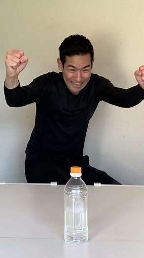 親子でチャレンジ☆ペットボトルフリップ【Water Bottle Flip Challenge】