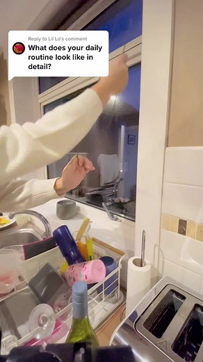Replying to @Lil Lo this is my night cleaning jobs, it’s more of a time to reset specific rooms and get them back to normal #cleanwithjen #cleaningroutine #nighttimeclean #tidytok #cleanwithme #tidymum