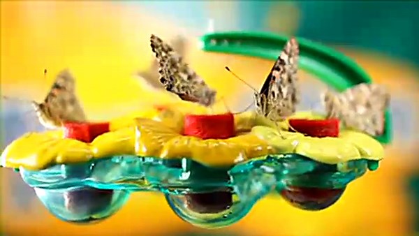 Insect Lore Butterfly Feeder Kit – Garden Toy Includes Nectar Reservoirs, Butterfly Landing Pads, and Red Nectar Wicks