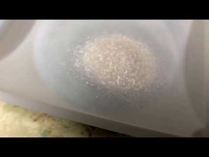 How to make 1% (w/v) hydroquinone solution (1 of 2)