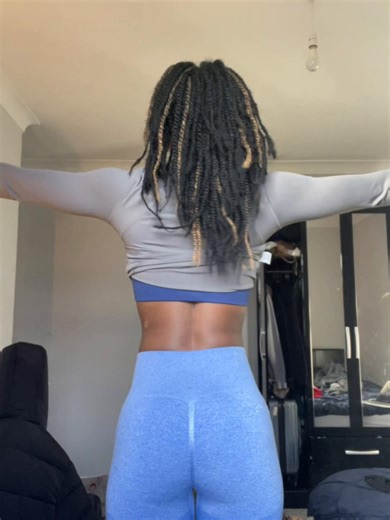 Effective Clamshells and Banded Walks for Glute Activation