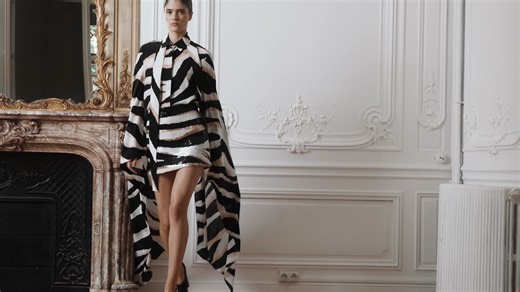 The ELIE SAAB PRE-FALL 2024 balances between sophistication and authenticity, poise and spontaneity, while being PERFECTLY MARVELOUS. Discover the ELIE SAAB Prefall 24 collection on www.eliesaab.com #ELIESAAB #ELIESAABPREFALL24 | Elie Saab