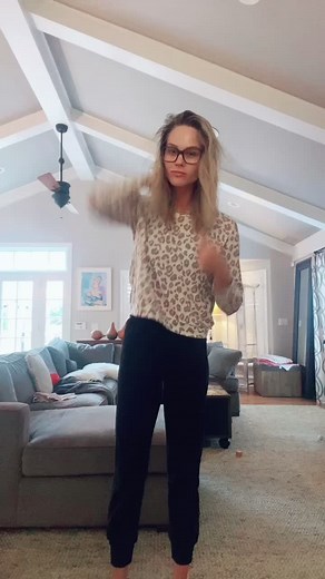 Meghan King (@meghan.king)’s videos with original sound - Shirleygrace;)