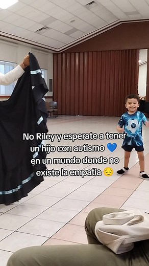 Necesitamos más empatía en el mundo 😔 #viral #fyp #autismo #autismoinfantil #tea #mamaazul #mamaazul💙 #parati #lentejas #para #ti #empatia #empaticos