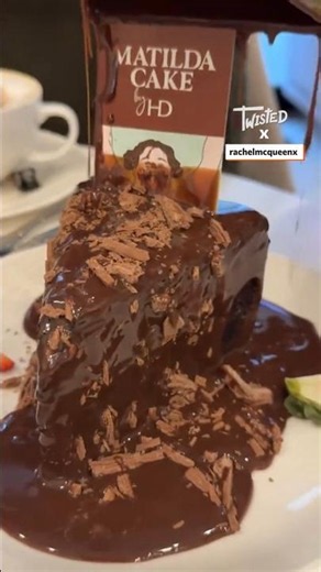 This Matilda Cake Put Me In A Food Coma 🤤 👀 #MatildaCake #ChocolateCake #ChocolateLover
