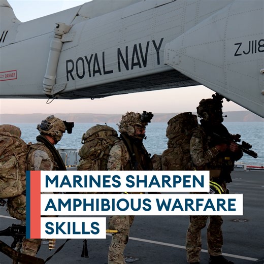 This is what preparing to storm a beach looks like 🚁 Royal Navy leads UK involvement in French-led amphibious warfare training – storming the beaches of North Devon together. Honing amphibious warfare tactics during two weeks of drills on Exercise Catamaran. 📺 Watch here 👇 | Forces News