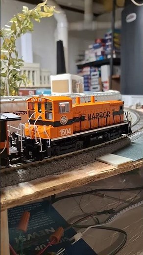 Indiana Harbor Belt SW1500 1504 Test Run on the HO-Scale Layout