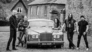 Video Premiere: TYKETTO's 'Reach'