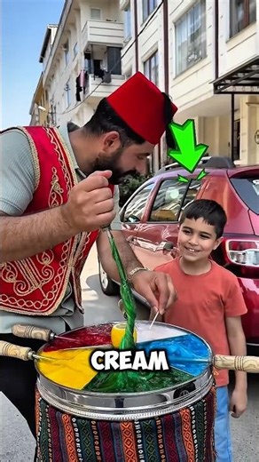 The smart boy and the ice cream man😂