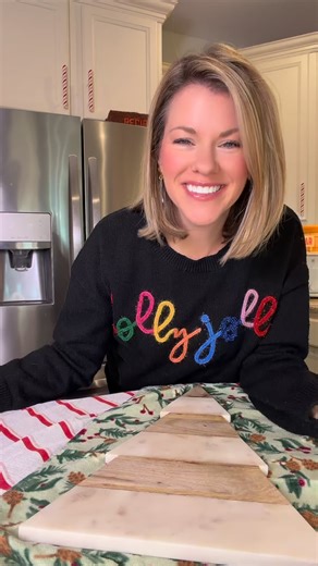 Stephanie Gigliotti on Instagram: "✨Easiest fudge EVER✨ You only need 2 ingredients for this creamy, dreamy Peanut Butter Fudge — no candy thermometer, no stress, just melt, stir, and chill! Comment SEND for the ingredient list https://walmrt.us/4ibRxqg Recipe: 🥜 2 cups peanut butter (or 18 oz jar) 🍯 1 (16 oz) can vanilla or white frosting 1️⃣ Add both to a microwave-safe bowl. 2️⃣ Microwave at 70% power for 1½–2 minutes. 3️⃣ Stir until smooth and pour into a 9x9 parchment-lined 
