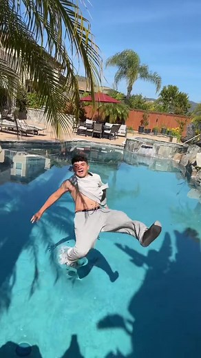 Link in bio to get the best freeze dried candy on the market!