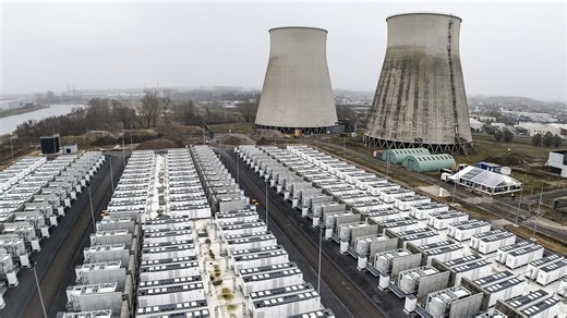 Parcs de batteries pour stocker l’énergie : quels avantages pour les consommateurs ? - RTBF Actus