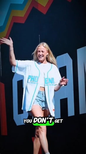 Locker Room EXPLOSION 🔥: Sophie Cunningham Defends Caitlin Clark in Shocking Confrontation!”#WNBA