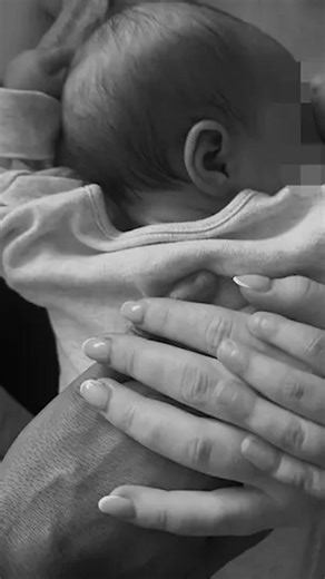 Perrie Edwards Welcomes Second Baby With Fiancé Alex Oxlade-Chamberlain Perrie Edwards welcomed her second child with fiancé Alex Oxlade-Chamberlain, announcing the birth of baby girl Alanis Valentine in a heartfelt post. perrieedwards,littlemix,alexoxladechamberlain,celebritybaby,babyannouncement,alanisvalentine,momoftwo,celebritynews, #PerrieEdwards #LittleMix #CelebrityBaby #NewArrival #MomOfTwo #Congratulations #EntertainmentNews | Trending gossip and news.