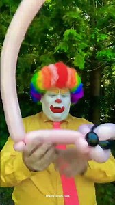 Balloon twisting with Tickles the Clown!