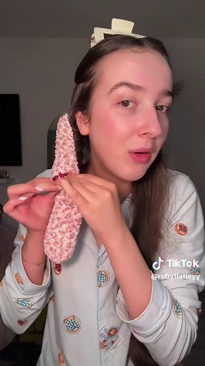 Foolproof Method for Perfect Sock Curls