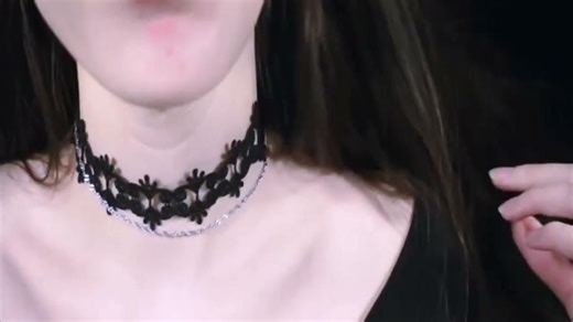 【Maple Asmr】舔耳口腔音助眠 | ASMR 近距离舔耳👅和口腔音助眠带你进入梦乡💕（ 720p · 30fps ）