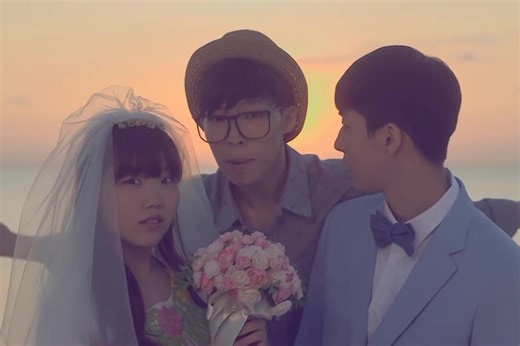 AKMU's "Give Love" Becomes Their 1st MV To Surpass 100 Million Views | Soompi