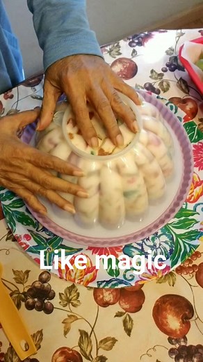 Very easy to unmold. Cathedral #jello #jellomold #filipinodessert #mykitchen #myreels #fbviralreels #highlights #everyone #followers #viewers | Edita Bergado Sison