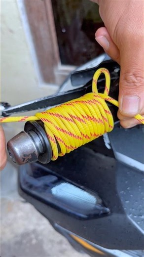Rope Knot Tricks So Motorcycle Handlebars Don't Slip! #Shorts