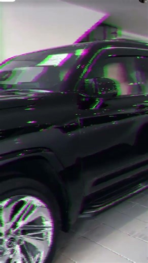 Lexus LX570 – Ultimate Luxury SUV 🔥#lexuslx570 #luxurysuv #lexus #luxurycars #carshorts #carreview