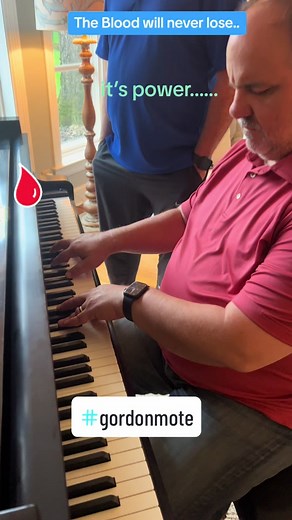 A little fun at the piano with Gordon Mote…. #allaboutjesus2023🙏🙏🙇