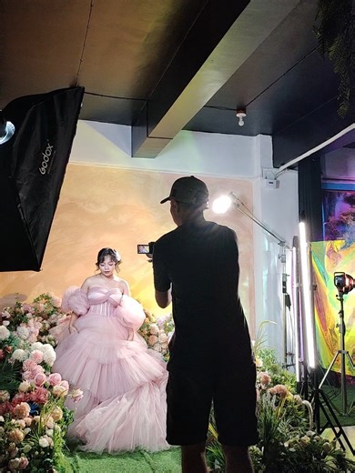 Video & Edit shoot for Dreamcapture Studio Capture moments and events with Aelsan Photography & Films Freelance Photographer & Videographer Book a photoshoot with us! #prebirthdayshoot #Predebut #Debut #Prenup #familyportrait #setcardphotoshoot #corporateevents #freelancephotographer #freelancevideographer #freelancevideoeditor FB: Aelsan Photography & Films FB: Miguel Sangoyo