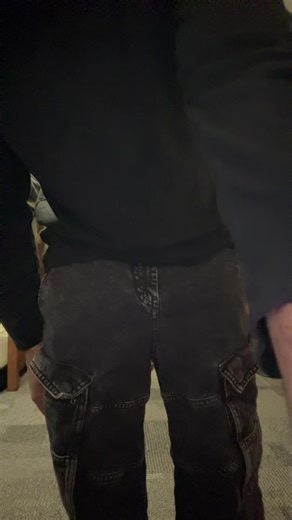 Exploring Dining Hall Fashion Choices