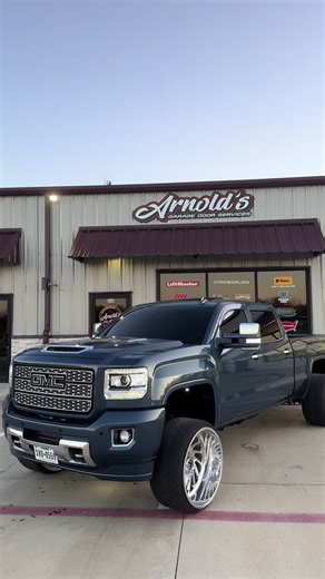 Exploring the L5P Duramax Engine: A Powerhouse Review