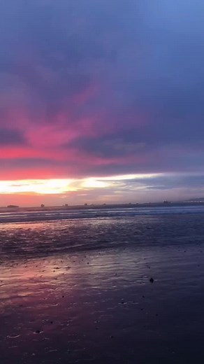 Breathtaking Sunset Captured in Stunning Video