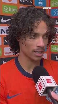 Welke goal was mooier? "Echte voetballers vinden die van mij mooier, denk ik" 👀