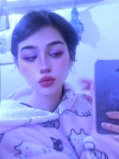 Makeup Transformation: Cute Fish-Inspired Drag Look